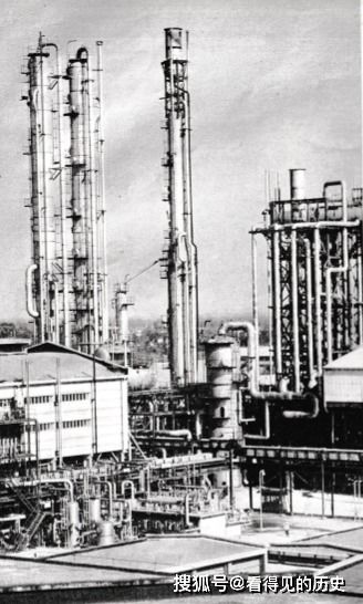 老照片 1978年四川化工厂 从日本引进的大型化肥装置